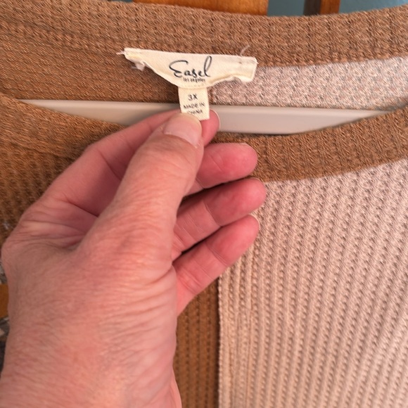 Easel waffle knit tunic EUC—worn once. 3x - Picture 2 of 4